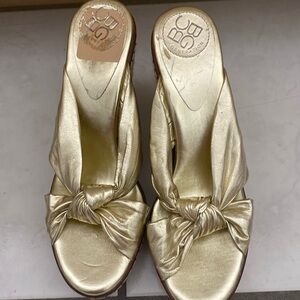 BCBG Generation Gold Platform